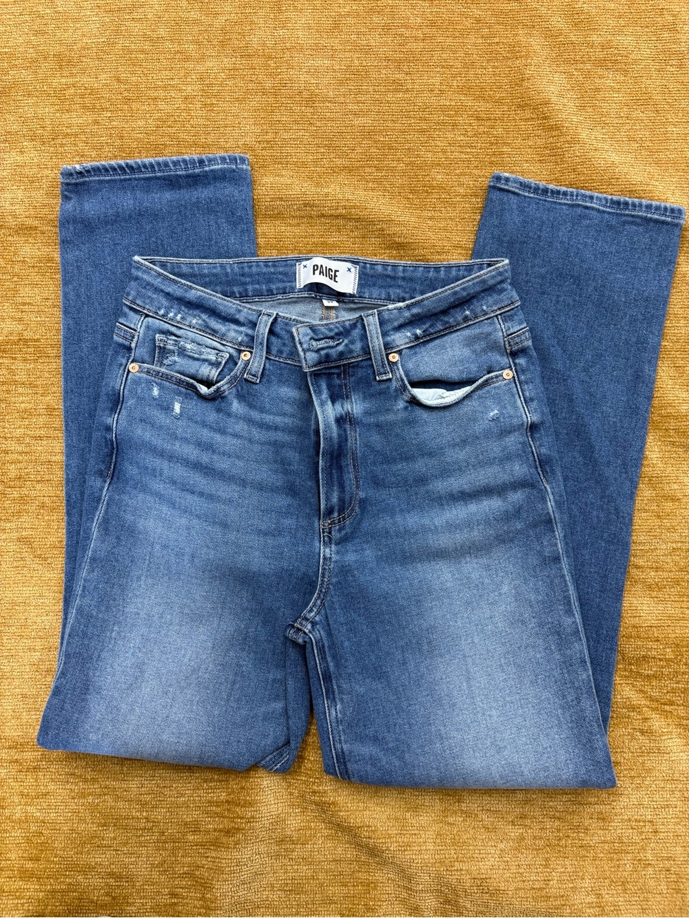 PAIGE ladies size 27 Cindy crop slightly distressed med wash  Blue Straight Jean